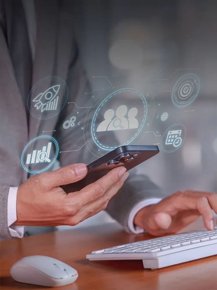 Social Media & Community